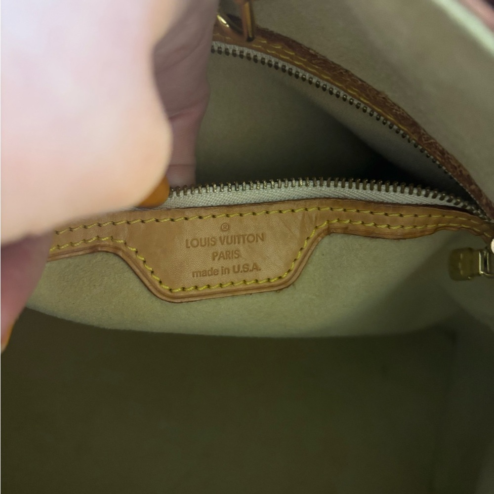 -Louis Vuitton hampstead pm bag - Picture 10 of 17